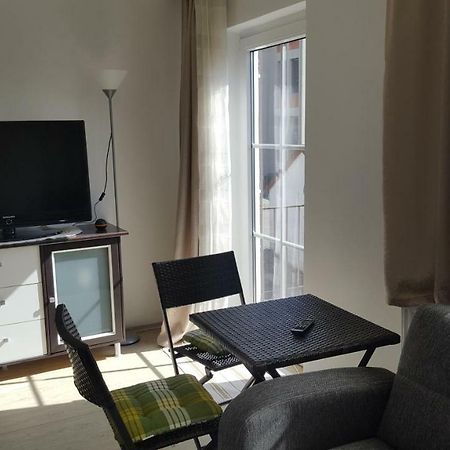 Outletcity Ferienwohnung Metzingen  Exterior foto